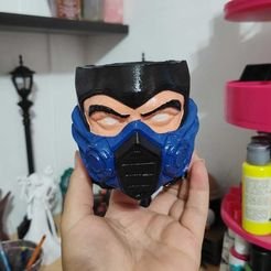 Porta lápiz Sub-Zero (Mortal Kombat)